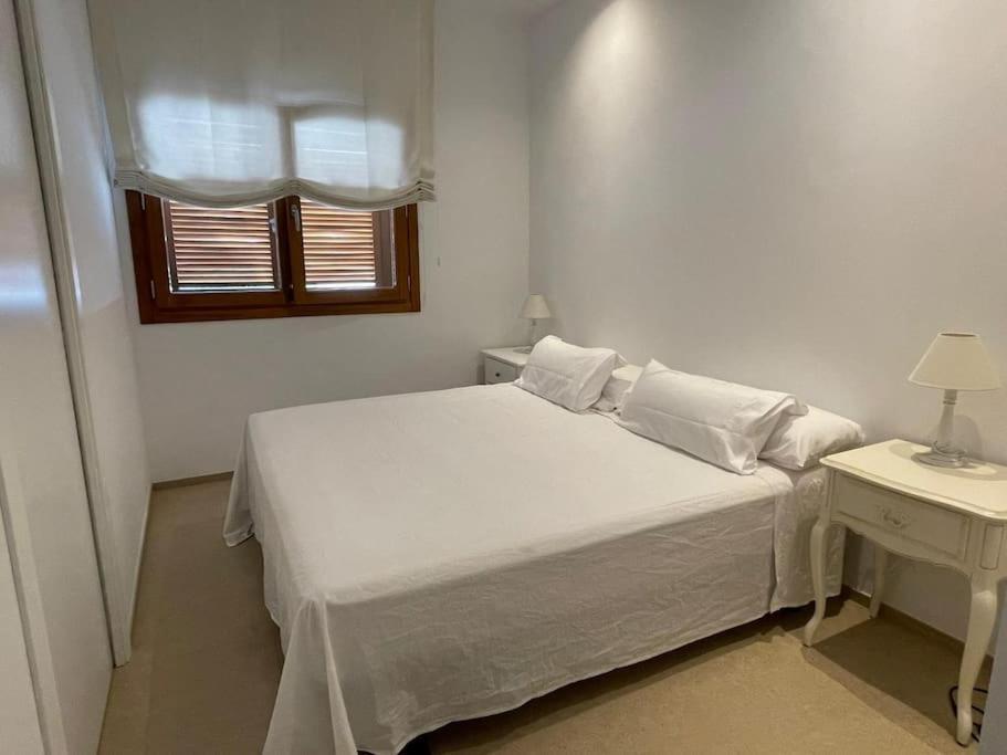 Apartamento Con Jardin Y Piscina En Cordoba Exterior photo